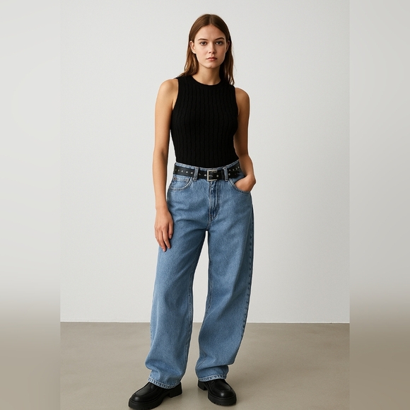 ZARA Chic Black Women's Sleeveless Tank Top - Picture 2 of 9